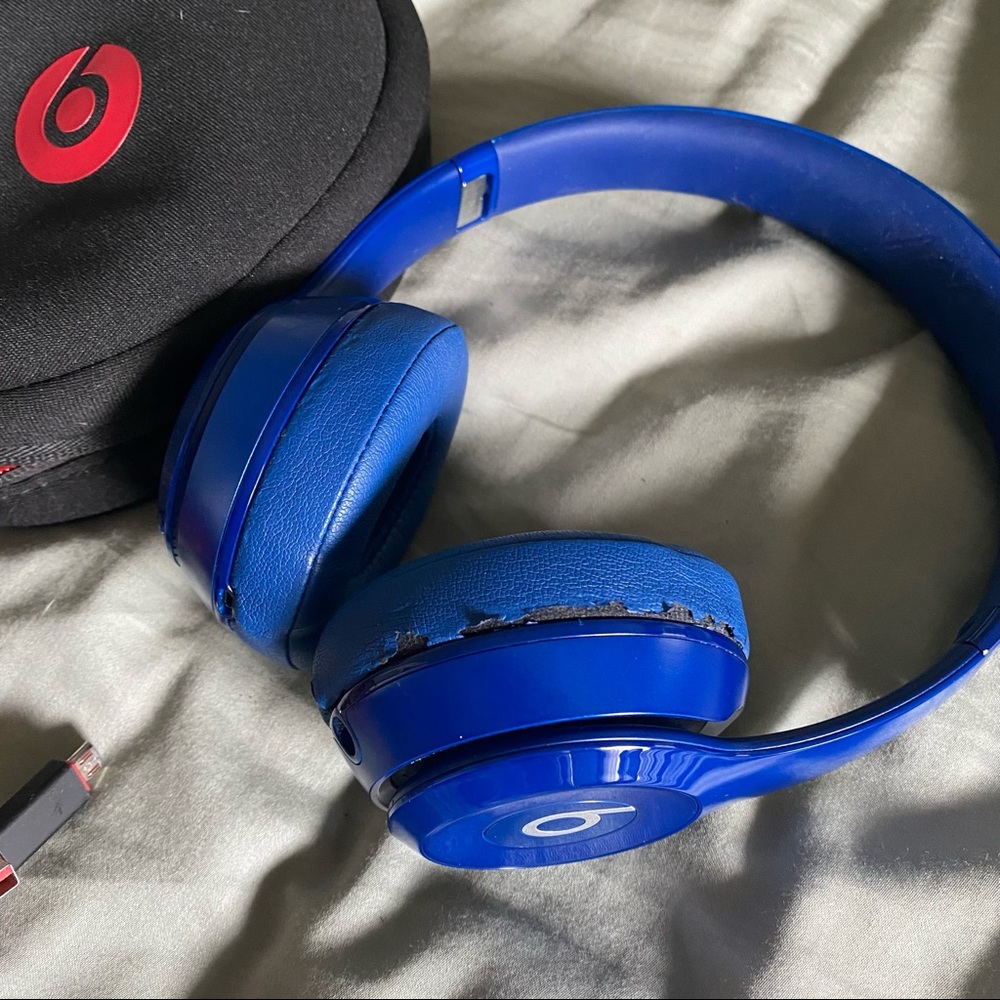 beats by dre solo wireless headphones